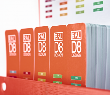 RAL D8 Gestaltungsbox mit 1.625 Farbtönen in 8 Fächern